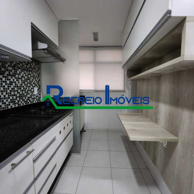 Apartamento à venda com 3 quartos, 110m² - Foto 7