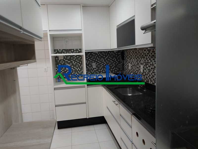 Apartamento à venda com 3 quartos, 110m² - Foto 18