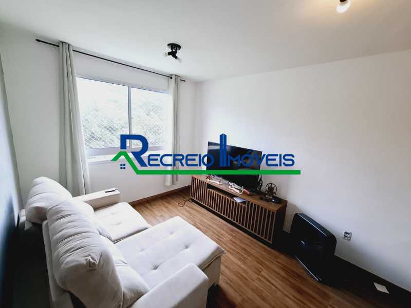 Apartamento à venda com 2 quartos, 43m² - Foto 17