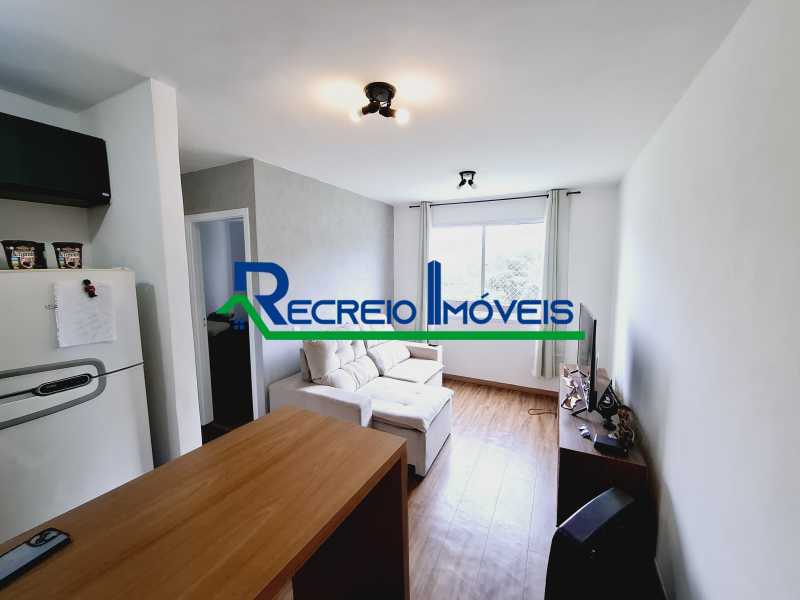 Apartamento à venda com 2 quartos, 43m² - Foto 19