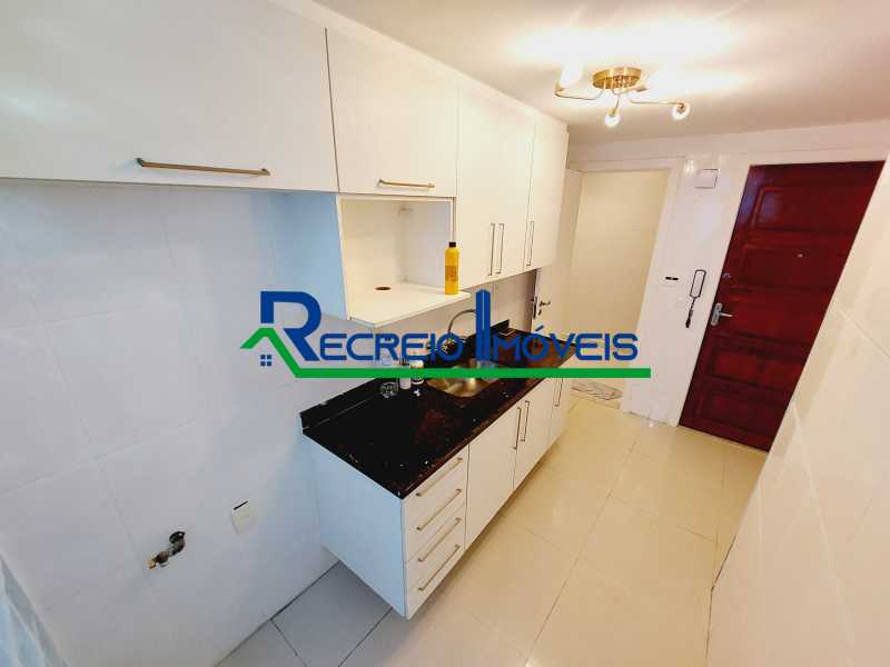 Apartamento à venda com 2 quartos, 93m² - Foto 17