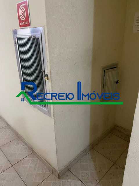 Apartamento à venda com 2 quartos, 48m² - Foto 7