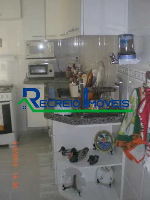 Apartamento à venda com 3 quartos, 85m² - Foto 2