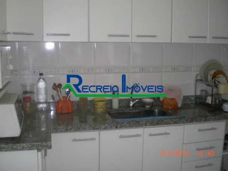 Apartamento à venda com 3 quartos, 85m² - Foto 19