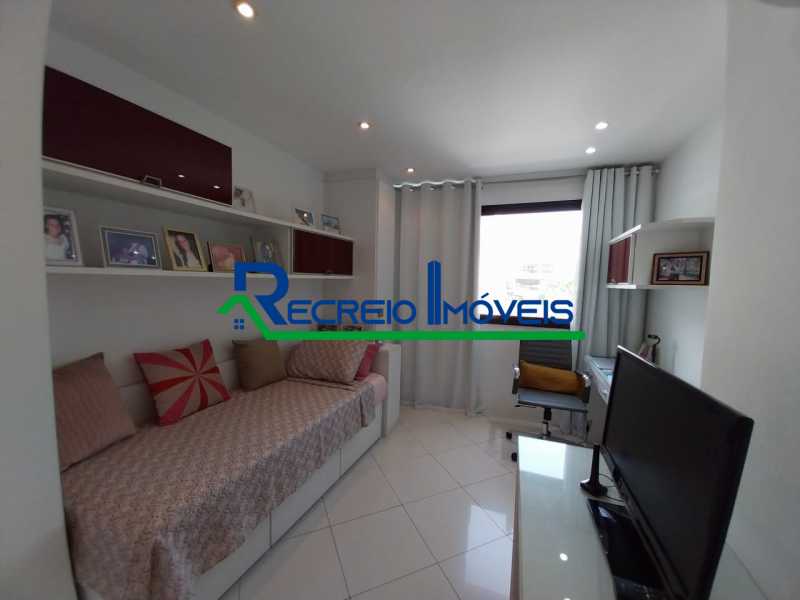 Apartamento à venda com 3 quartos, 166m² - Foto 11