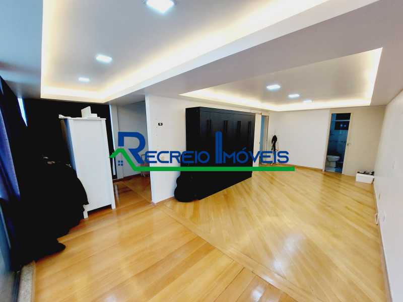 Apartamento à venda com 4 quartos, 186m² - Foto 18