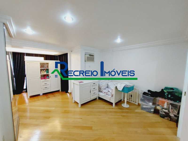 Apartamento à venda com 4 quartos, 186m² - Foto 23