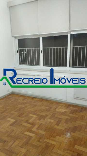 Apartamento à venda com 2 quartos, 57m² - Foto 9