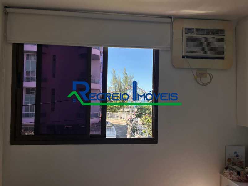 Apartamento à venda com 3 quartos, 105m² - Foto 23