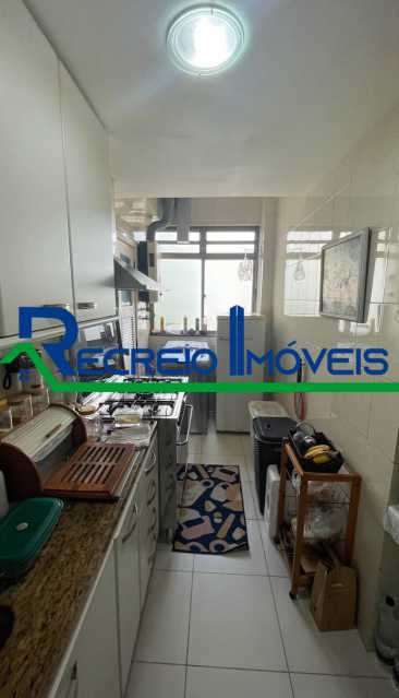 Apartamento à venda com 3 quartos, 105m² - Foto 29