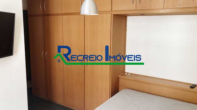 Apartamento à venda com 2 quartos, 70m² - Foto 10