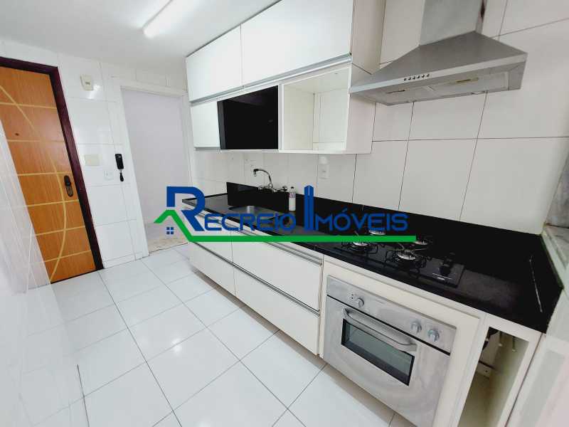 Apartamento à venda com 2 quartos, 89m² - Foto 4