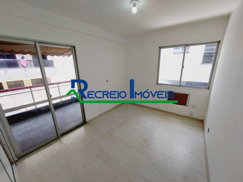 Apartamento à venda com 2 quartos, 89m² - Foto 17