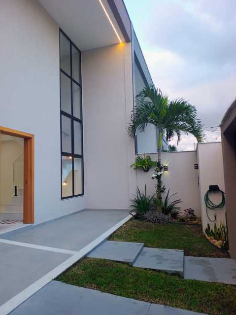 Casa de Condomínio à venda e aluguel com 4 quartos, 305m² - Foto 4