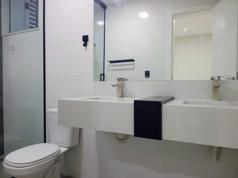 Casa de Condomínio à venda e aluguel com 4 quartos, 305m² - Foto 7