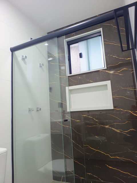 Casa de Condomínio à venda e aluguel com 4 quartos, 305m² - Foto 17