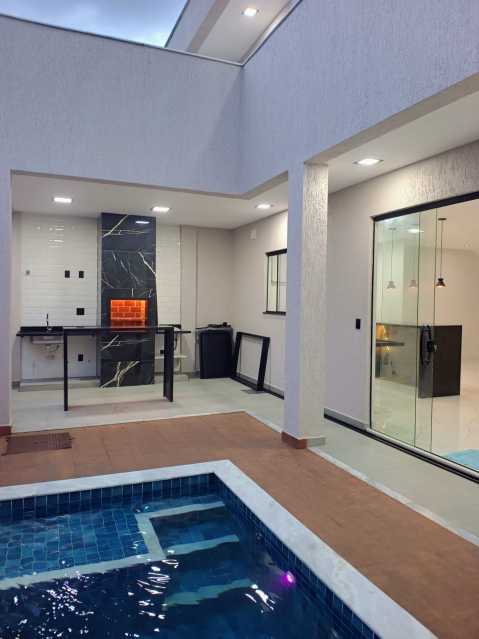 Casa de Condomínio à venda e aluguel com 4 quartos, 305m² - Foto 1