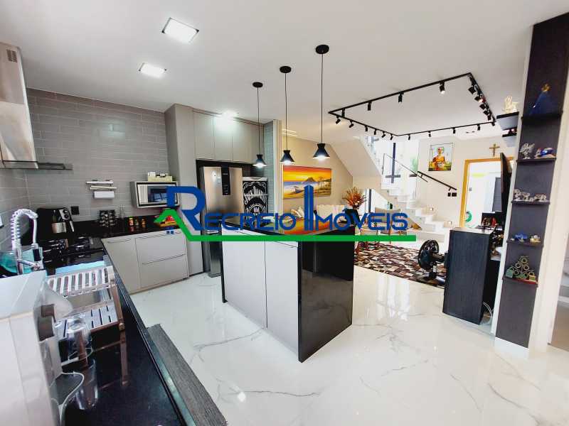 Casa de Condomínio à venda com 4 quartos, 305m² - Foto 6