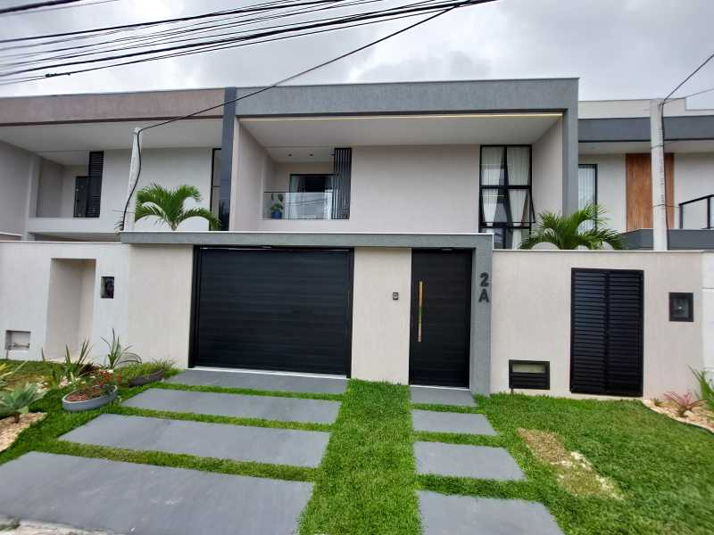 Casa de Condomínio à venda com 4 quartos, 305m² - Foto 9
