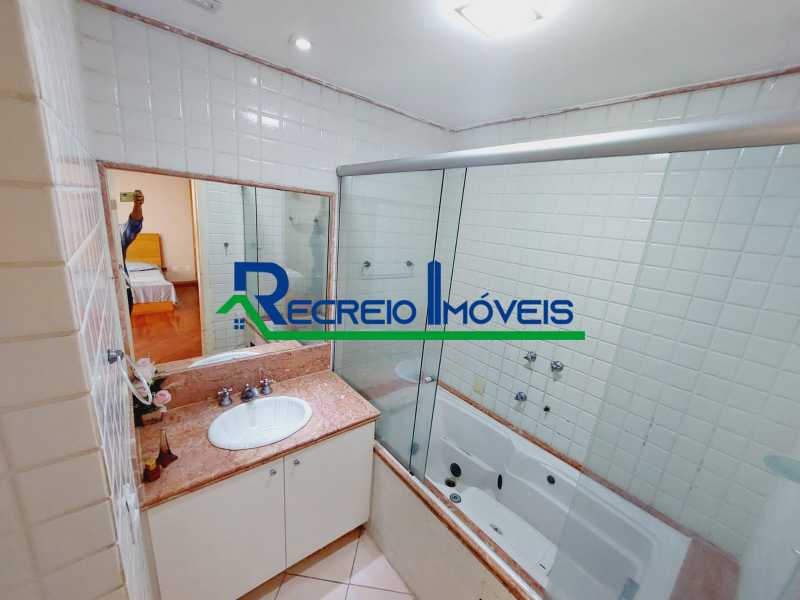 Cobertura para alugar com 3 quartos, 400m² - Foto 15