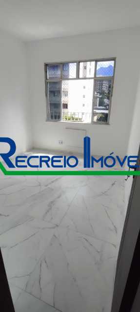 Apartamento à venda com 3 quartos, 95m² - Foto 12