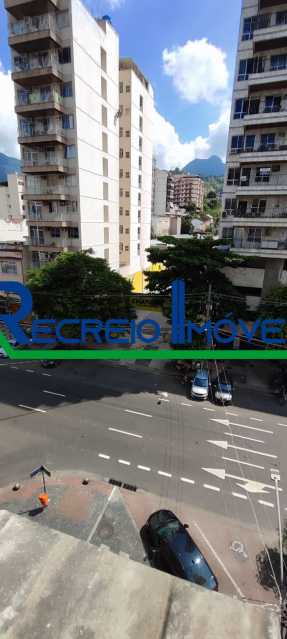 Apartamento à venda com 3 quartos, 95m² - Foto 19