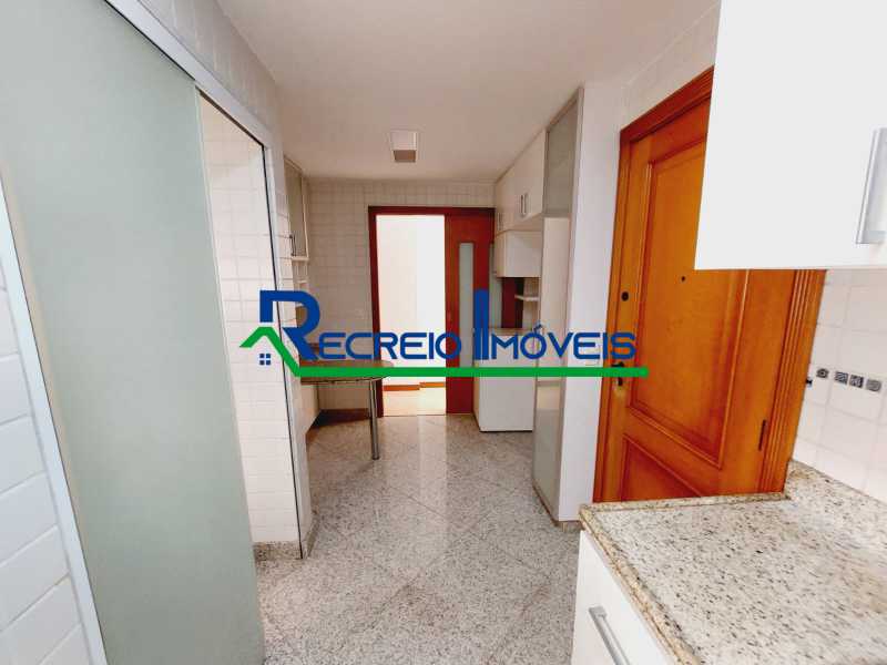 Apartamento à venda e aluguel com 3 quartos, 145m² - Foto 17