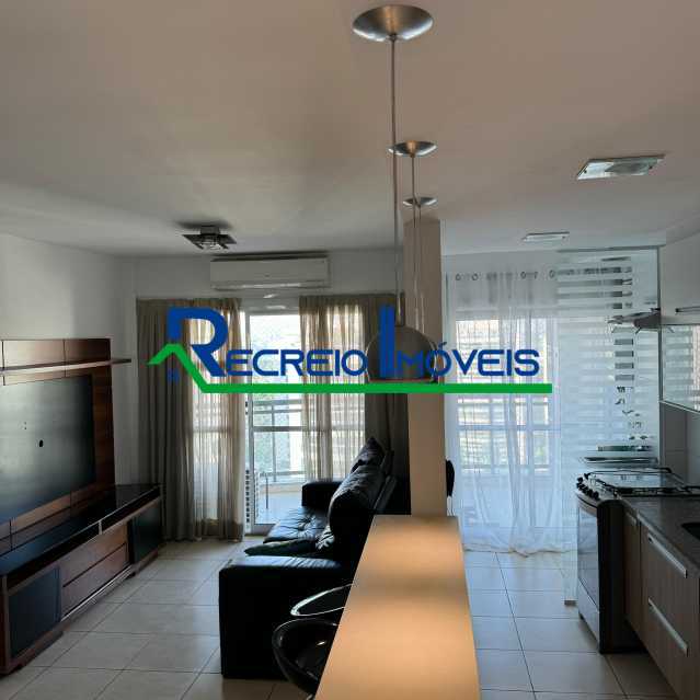 Apartamento à venda com 3 quartos, 90m² - Foto 2