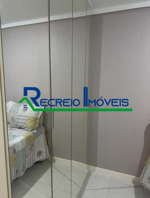 Apartamento à venda com 2 quartos, 60m² - Foto 11