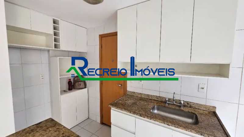 Apartamento à venda com 2 quartos, 66m² - Foto 20