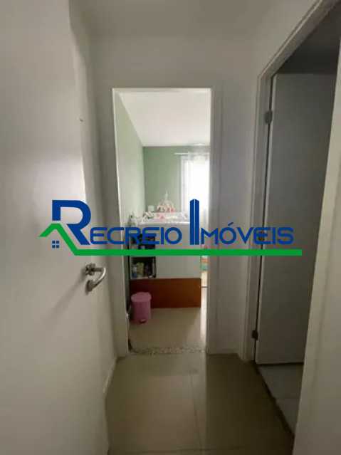 Apartamento à venda com 2 quartos, 68m² - Foto 24