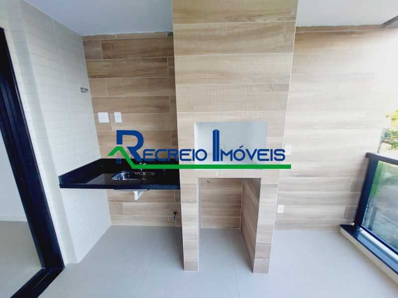 Apartamento à venda com 3 quartos, 154m² - Foto 3