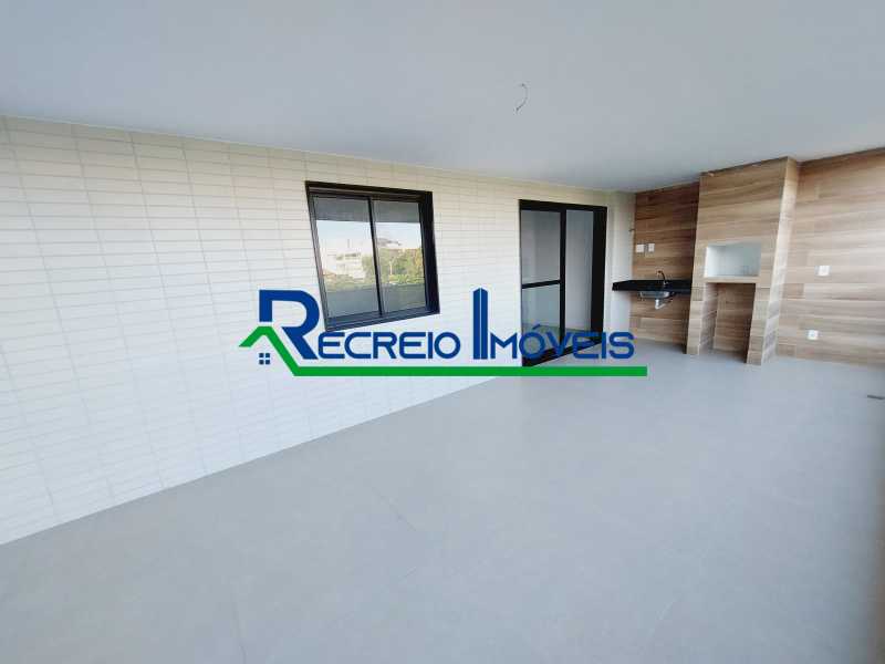 Apartamento à venda com 3 quartos, 154m² - Foto 4