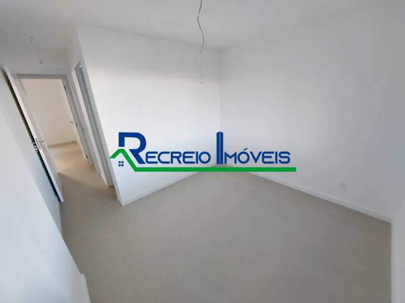 Apartamento à venda com 3 quartos, 154m² - Foto 13