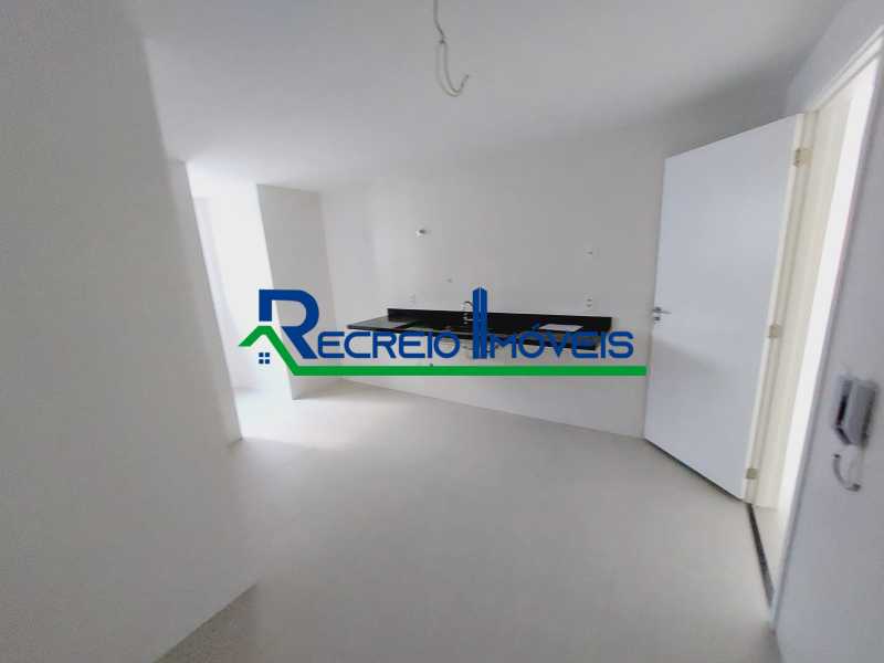 Apartamento à venda com 3 quartos, 154m² - Foto 24