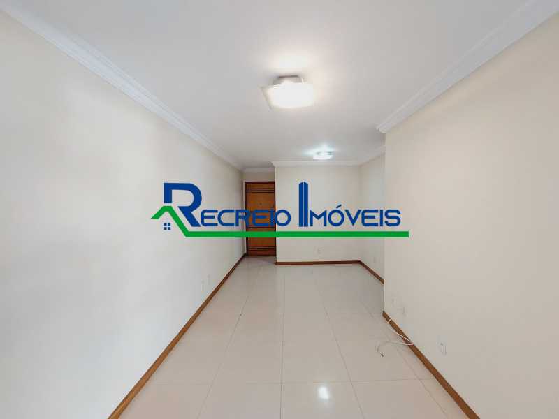 Apartamento à venda com 3 quartos, 100m² - Foto 13