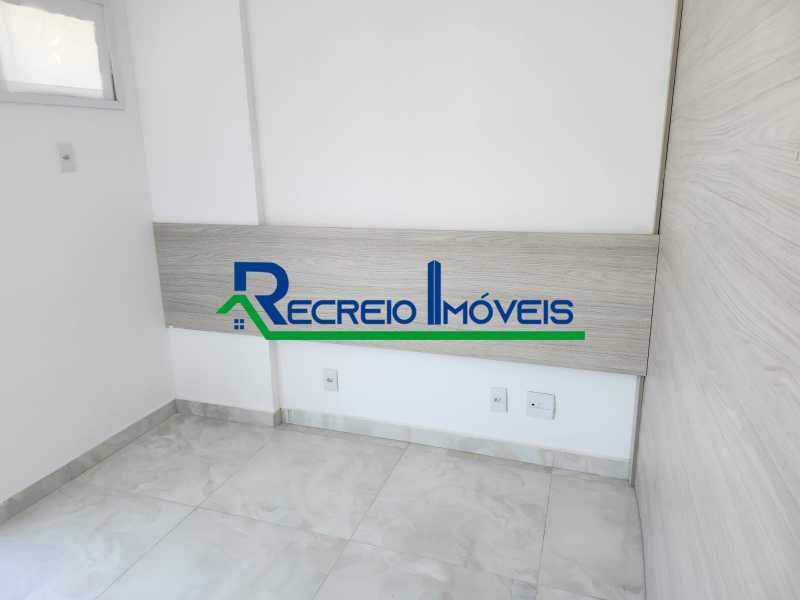 Apartamento à venda com 2 quartos, 70m² - Foto 26