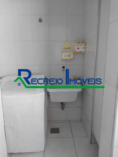 Apartamento à venda com 3 quartos, 218m² - Foto 22