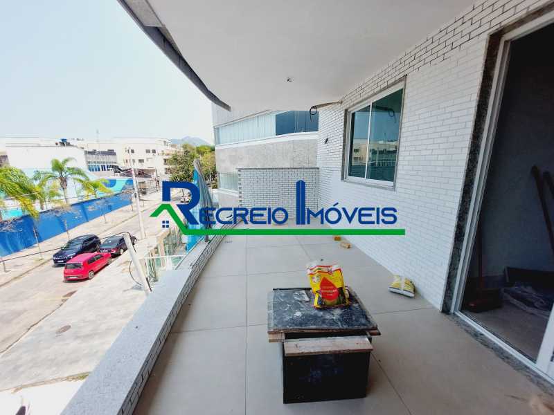 Apartamento à venda com 3 quartos, 118m² - Foto 3