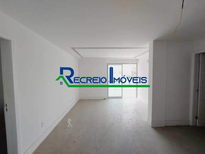 Apartamento à venda com 3 quartos, 159m² - Foto 17