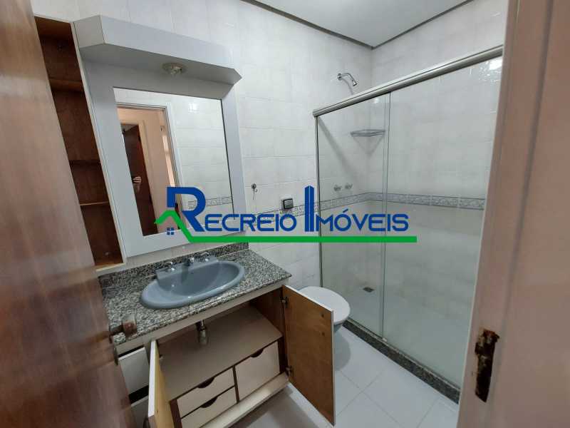 Apartamento para alugar com 2 quartos, 80m² - Foto 16