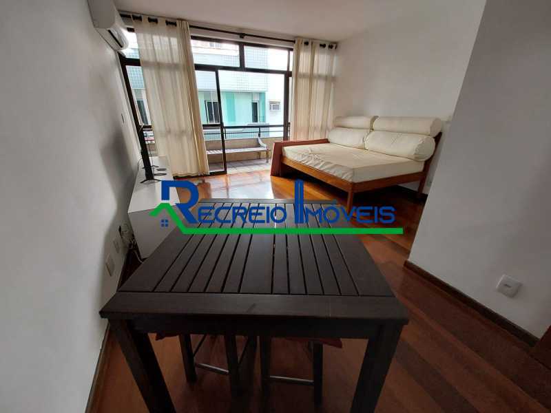 Apartamento para alugar com 2 quartos, 80m² - Foto 17