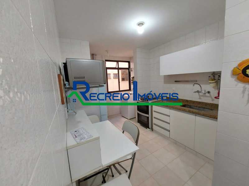 Apartamento para alugar com 2 quartos, 80m² - Foto 21