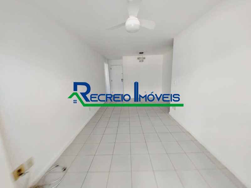 Apartamento à venda com 3 quartos, 87m² - Foto 4