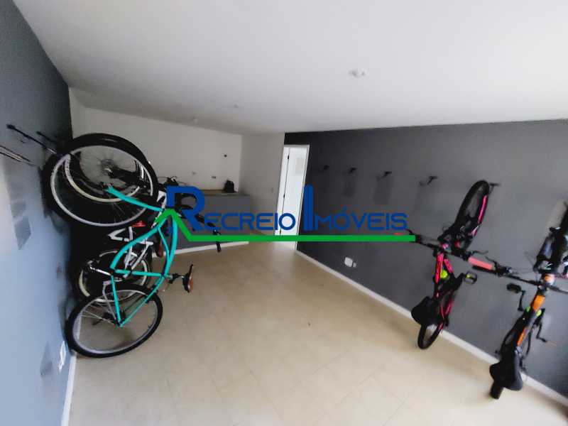 Apartamento à venda com 3 quartos, 87m² - Foto 13