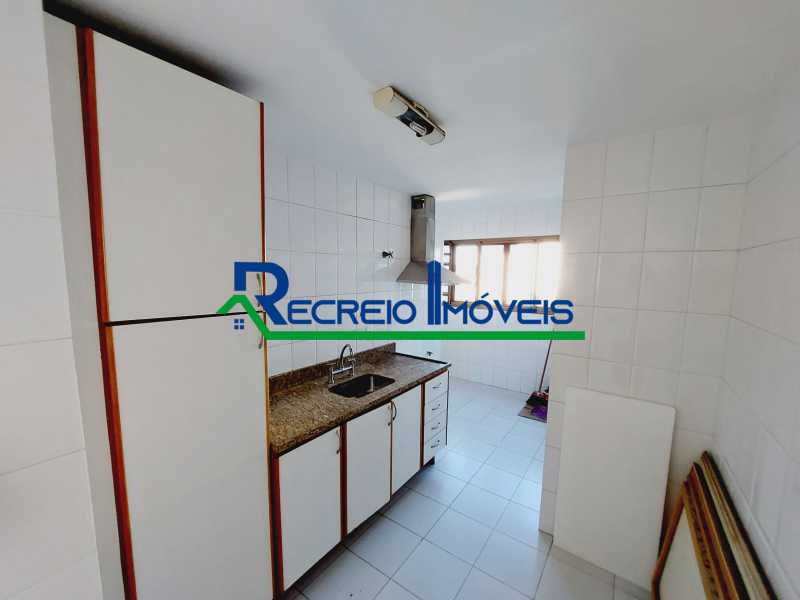 Apartamento à venda com 3 quartos, 87m² - Foto 25