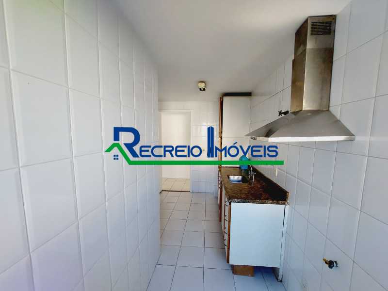 Apartamento à venda com 3 quartos, 87m² - Foto 28