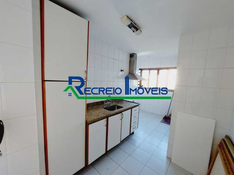 Apartamento à venda com 3 quartos, 87m² - Foto 30