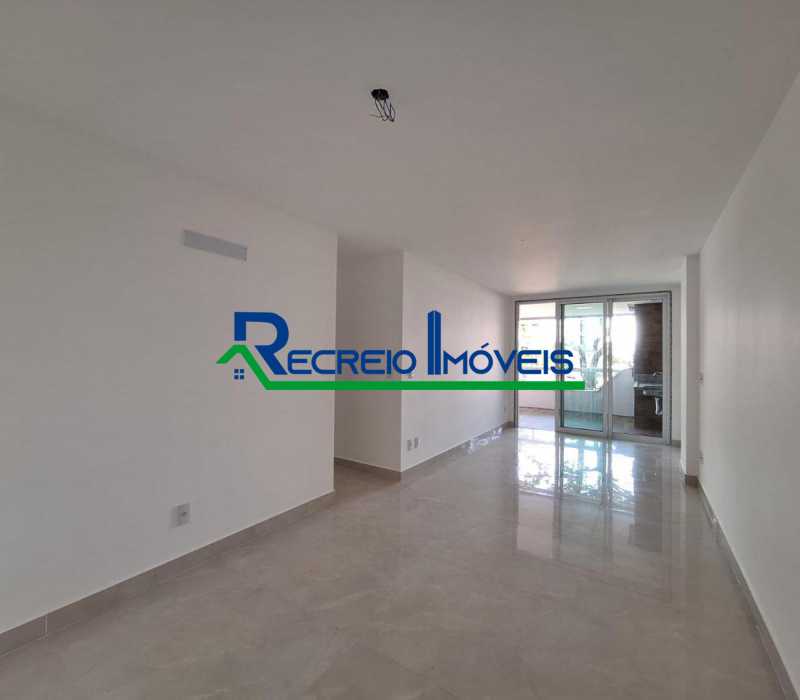 Apartamento à venda com 3 quartos, 110m² - Foto 3