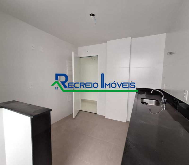 Apartamento à venda com 3 quartos, 110m² - Foto 15